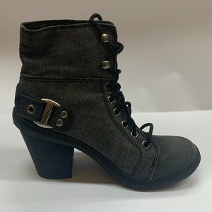 Big Buddha Lace-Up Ankle Fabric Upper Black Distressed Boots Women's Siz…